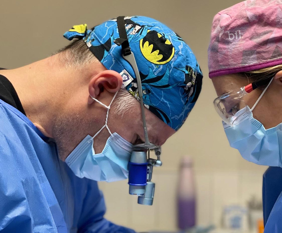 LCIAD Dr Nikolas Vourakis dental surgeon and implant surgeon